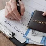 Puedo arreglar papeles si entré con visa de turista